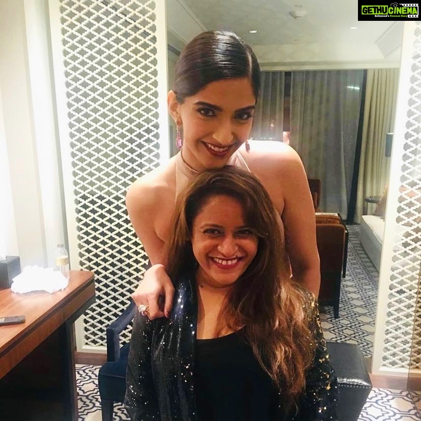 Sonam Kapoor Instagram - Happy happy birthday, my darling Ro. May your light only grow brighter and smile only get wider with time. Love love 🤍