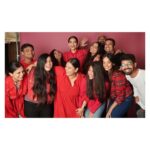 Sonam Kapoor Instagram – My dear team.. what would I do without you. Thanks for being there unconditionally without any complaints. I love each one of you ! #appreciationpost #dreamteam