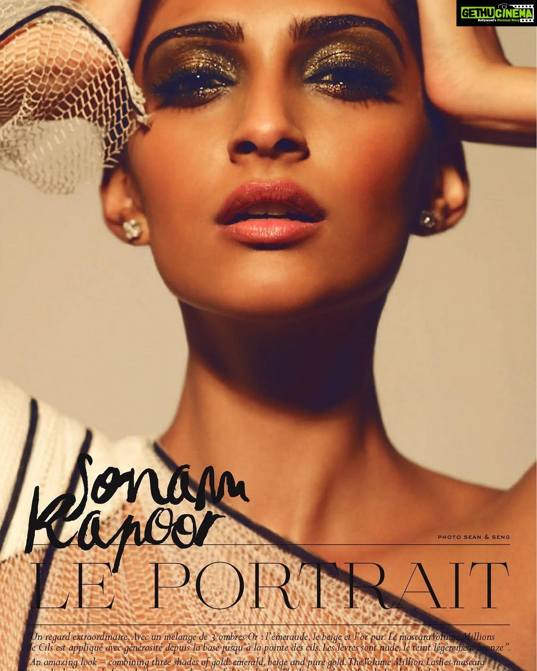 Sonam Kapoor Instagram - Some makeup inspiration by my faves @charlottewillermakeup and @namratasoni for holiday season shot by @seanandseng #throwback