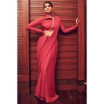 Sonam Kapoor Instagram – सारी not sorry

For #TheZoyaFactor Promotions

Sari @rishtabyarjunsaluja
Jewlery @apalabysumitofficial
Style @rheakapoor 
Team @manishamelwani @vani2790 @sanyakapoor @navyachanana
Beauty @artinayar 
Hair @alpakhimani 
Manager @neeha7 
Photographs @thehouseofpixels