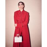 Sonam Kapoor Instagram - Red always does the trick 💌 For Zoya Factor Promotions Outfit @notebook.official Bag @bagsbyanqi Style @rheakapoor Team @manishamelwani @vani2790 @sanyakapoor @navyachanana Beauty @artinayar Hair @alpakhimani Manager @neeha7 Photographs @thehouseofpixels