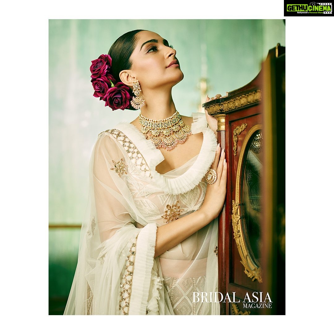 Sonam Kapoor Instagram - Are you ready for some amazing wedding couture & jewellery inspiration? Check out the latest edition of the @bridalasiamagazine for @bridalasia. Get your exclusive collector's copies in Mumbai Sonam Kapoor Instagram - Are you ready for some amazing wedding couture & jewellery inspiration? Check out the latest edition of the @bridalasiamagazine for @bridalasia. Get your exclusive collector's copies in Mumbai