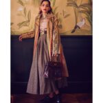 Sonam Kapoor Instagram – London musings in @sabyasachiofficial