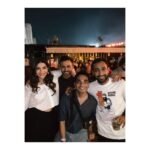 Sonam Kapoor Instagram – A Team @anandahuja  @nimishshift @ase_msb  #bhaane #ahujas+nimsha #madstarbase #wildcity Auro Kitchen & Bar