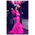 Sonam Kapoor Instagram – Candy Crush! 🍬 
For The 64th @Filmfare Awards 
Outfit: @ralphandrusso
HMU: @namratasoni
Styled: @rheakapoor assisted by: @vani2790 @manishamelwani 
Photos: @thehouseofpixels
Art Direction: @riidawg #filmfare2019 #filmfareawards #vimalfilmfareawards #prettyinpink