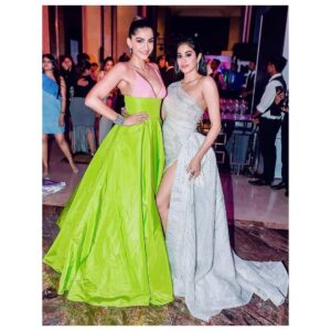 Sonam Kapoor Instagram - With my date last night.. thank you @hellomagindia for our awards @janhvikapoor got for “best debut of the year” and I was given “trailblazer performer of the year” it’s so heartening to be rewarded for the things you believe in. 📸 @prathameshb84