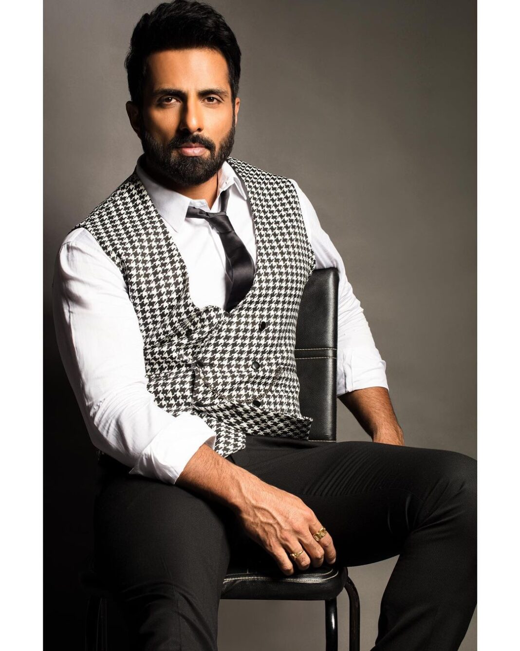 Sonu Sood Instagram - Pain is real, but so is Hope. #StayPositive #StaySafe