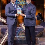 Sonu Sood Instagram – What a way to begin the New Year.  Here I am with  one of India’s most admired & loved men—Amitji🙏 catch us at 9pm tonight on KBC unveiling my book, I’m no Messiah🙏
Here’s to happy beginnings for everyone around the global fraternity. Keep doing what you do best❤️