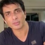 Sonu Sood Instagram – Ab Hai  Rojgar Ki Baari 👍 @pravasirojgar।  Toll free number : 1800121664422