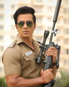 Sonu Sood Instagram - Aaayaa POLICE 👮‍♀️