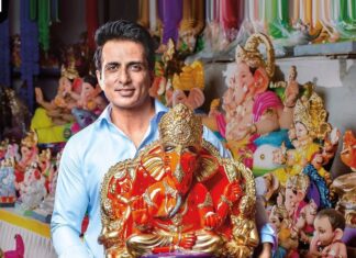 Sonu Sood Instagram - Ganpati Bappa Morya ❤️ May Bappa Bless everyone. @bombaytimes @prathameshb84 @truly_ok