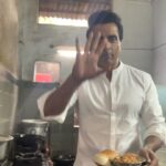 Sonu Sood Instagram – Khud Banao Khud Khao.
Who wants Misal Pav? 😋
#supportsmallbusiness #food #foodlover #foodstagram