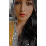 Srinidhi Ramesh Shetty Instagram – Blurry love 💛