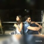 Srinidhi Ramesh Shetty Instagram – Bangalore Express 😂 😂
My very first dubsmash video ever 🙈🙈 with @rohit_khandelwal77 from the movie #chennaiexpress 🙌
Hahaha..stay tuned.. more to come 🙈

#myfavorite #srk #deepikapadukone #bollywood #movielovers #dubsmash #mundihilaana #dubsmashvideo #hindi #morevideostocome 😊