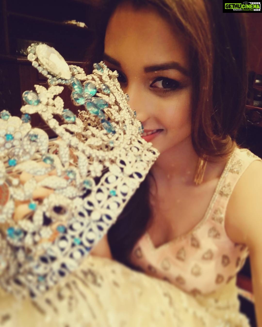 Srinidhi Ramesh Shetty Instagram - My Valentine!!๐ To have dreamed and worked for something so hard and when you finally have it, that feeling cant be explained๐๐ I think all the purest of emotions cant be explained in words..๐ธ Today, on Valentines day, I share this joy with everyone of you! Love and Cheers!!๐ #MissSupranational #MissSupranational2016 #SrinidhiShetty #GlobalBeautiesGrandSlam #MissosologyBig5 #Malopolskaregion #KrynicaZdroj #HotelKrynica #india ๐