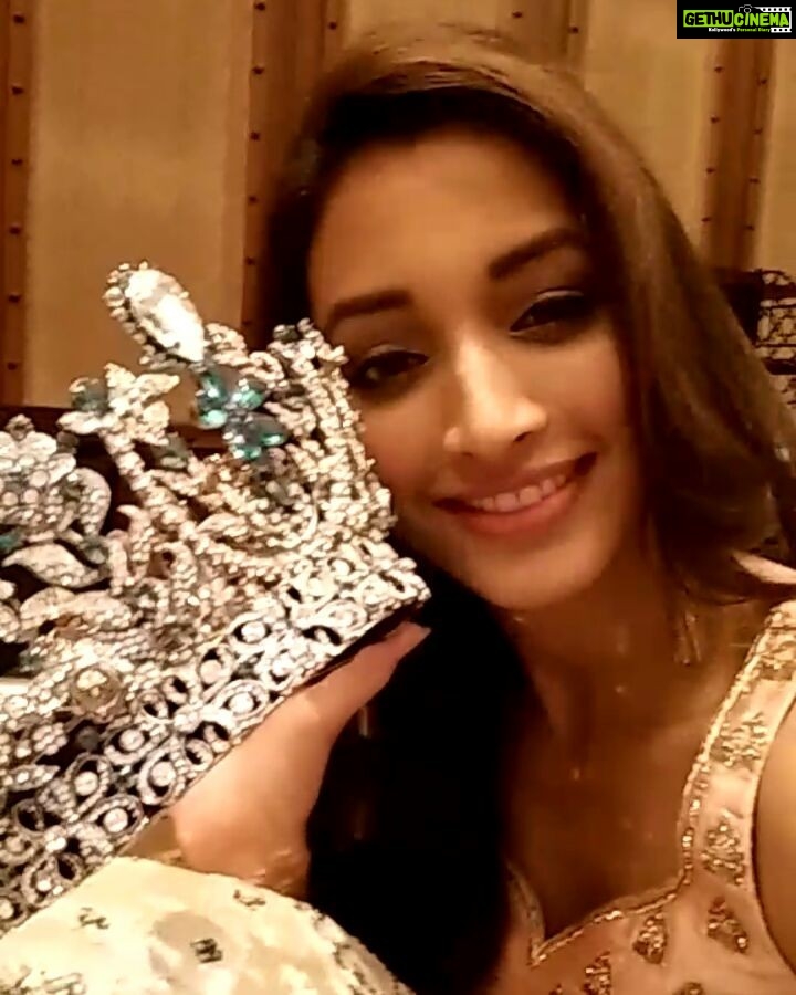 Srinidhi Ramesh Shetty Instagram - I still get butterflies.. Even though I have seen you a hundred times πππΈππ #crown #loveofmylife #dedicatedtomycountry #victoryforindia #MissSupranational #MissSupranational2016 #SrinidhiShetty #GlobalBeautiesGrandSlam #MissosologyBig5 #Malopolskaregion #KrynicaZdroj #HotelKrynica #india π