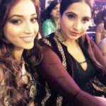 Srinidhi Ramesh Shetty Instagram - Finally😋😝 a picture with natty 😘😘@naughtynatty_g 💖 #shesthebest #filmfarescenes #MissSupranational #missindia 💖