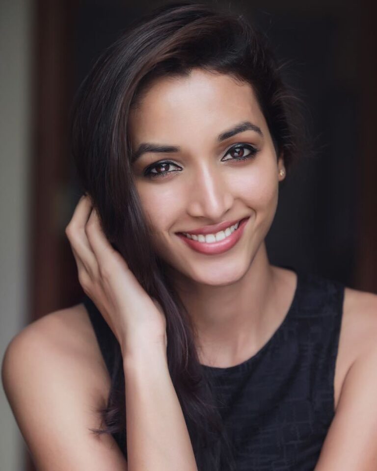 Srinidhi Ramesh Shetty Instagram - You can never cross the ocean unless you have the courage to lose sight of the shore 💫 If you can Dream it, you can Do it 👰💖 #MissSupranational #dream #believeinyourself 💖 #nevergiveup #chaseyourdreams #MissSupranational2016 #SrinidhiShetty #GlobalBeautiesGrandSlam #MissosologyBig5 #Malopolskaregion #KrynicaZdroj #HotelKrynica #india 😍