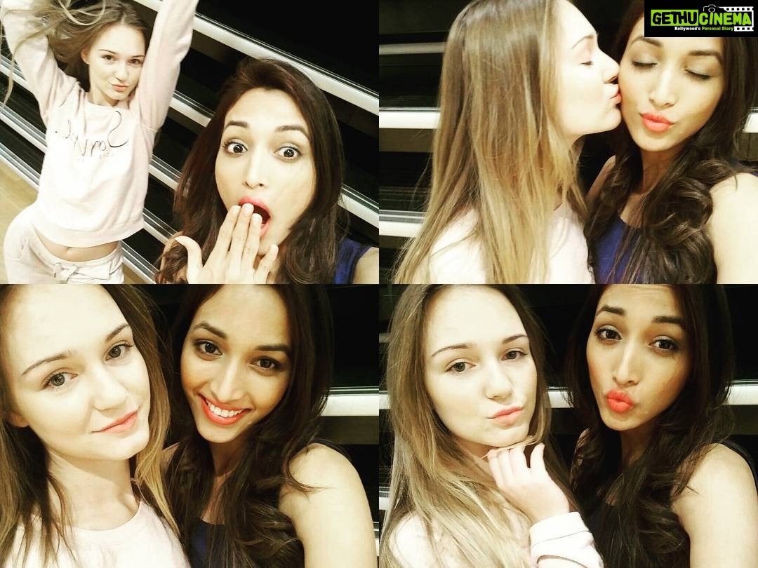 Srinidhi Ramesh Shetty Instagram - My cutiepie n hottiiee @joeystaerkle #misswales πππ At pajama night dance rehearsalsπππ #MissSupranational #MissSupranational2016 #OfficialMobstar #SupraShow #SupraProduction #horizontresort #family #familyholiday #tatry #hightatras #GlobalBeautiesGrandSlam #MissosologyBig5 π