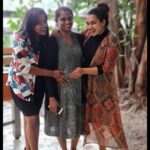 Sruthi Hariharan Instagram – As life moves on, and things change… some people remain constant . Here is to people like that . @yashaswini.gurulingaiah @vyduryalokesh I loved our brief “update on life” sesh . Can’t wait to do this again ❤ URU Brewpark