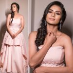 Sruthi Hariharan Instagram – Things work out best, for those who make the best out of how things work out…
🙂
Designed by @manah_design 
MUP : @edwardmakeupartist 
Accessories from @kalasha_finejewels 
Shot by @kalyanyasaswi 
Styled by @nisharakiran
All for the evening when a lot of people belonging to the  south Indian film industry, came looking their best 🙂
#filmfaresouth2018 Novotel Hyderabad Convention Centre