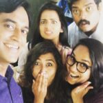 Sruthi Hariharan Instagram – #HPN last day shenanigans !! @pramodshettyk @rogernarayan @incharaa_suresh @shreyankathejaswi 
Caming soon 🤓 Halasuru metro station