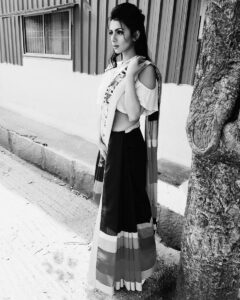 Sruthi Hariharan Instagram - A major throwback to one of the most fav looks from #masterdancer - season 1 😊  @bapatshweta @thequirkbox @shashwatichandrashekar @shivugowda2011