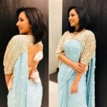 Sruthi Hariharan Instagram - Keeping it simple with a @mahitha_prasad saree and a cape blouse for the #ANVA press meet . MUP - @shivugowda2011 #throwback #alwayslatewithmyposts #yetgrateful #mahithaprasad