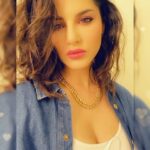Sunny Leone Instagram – Good night!!