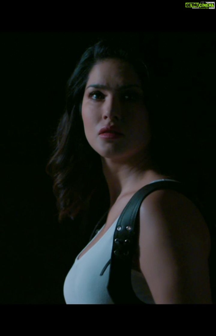 Sunny Leone Instagram - Kaafi nasha, bahut sara mazza aur thodi si sazza! Are you ready for #RaginiMMSReturns Season 2 Kyuki Do Mein Zyaada Mazaa Hai Streaming on 18th December. #ALTBalajiOriginal #AZEE5Original @altbalaji @ektaravikapoor @sunnnyleone @varunsood12 @divyaagarwal_official @zee5premium @goddesst999 @iaartikhetarpal @gauravalugh @balajitelefilmslimited