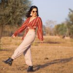 Sunny Leone Instagram – 😍
.
.
Lips: #Caramello by @starstruckbysl

Top: @__madeforher__
Pants: @thedapperlady_
Accessories: @bellofox
Sunglasses: @ideeeyewear
Styled by @hitendrakapopara
Styling Asst @shiks_gupta25 & @sameerkatariya92
HMU @tomasmoucka @jeetihairtstylist Sunny Leone