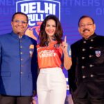 Sunny Leone Instagram - 💥 💥 💥 Here we go !!! I am so happy to announce my Association with the Delhi Bulls @delhibullst10 for the T10 cricket league taking place in Abu Dhabi November 14-24 2019. Thank you to team owners and associates for this great opportunity! @rizwan.sajan @mrcricketuae @adelsajan @neelesh_bhatnagar @sunnyleone !!! Here we go !!!! Win win win !!!!! 💥💥💥❤️ Outfit:.@vidhiwadhwani_label Sunny Leone