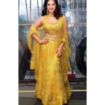Sunny Leone Instagram - Happy Diwali everyone!! Outfit: @reetiarneja Accessories: @curiocottagejewelry Styled by @hitendrakapopara Styling Asst @shiks_gupta25 & @sameerkatariya92