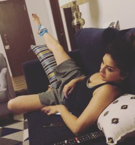 Sunny Leone Instagram - I think the shark ice pack will do me some good! Ankle is down from dancing rehearsals...