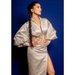 Sunny Leone Instagram - Whatever!! Last pic!! . . 💋:#Cinnamon by @starstruckbysl Outfit: @officialswapnilshinde Accessories: @aquamarine_jewellery Styled by @hitendrakapopara Styling Asst @shiks_gupta25 & @sameerkatariya92 HMU @devinanarangbeauty @jeetihairtstylist Shot by @sjframes