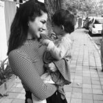 Sunny Leone Instagram – Dance rehearsals 6am-9am…
But made it in time to see you off to school. Feeling blessed!