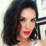 Sunny Leone Instagram – It’s a Wild Cherry kinda night! @starstruckbysl @dirrty99 Sunny Leone