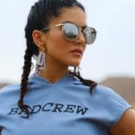 Sunny Leone Instagram – Love my braids by “The Jeets” @jeetihairtstylist and make up by @tomasmoucka
