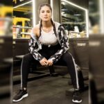 Sunny Leone Instagram - Wake up. Work out. Kick Ass. OWN IT !!!! #SunnyLeone #LifeMantra #FitLife .. . . . Outfit & Shoe by @adidas Styled by @hitendrakapopara Styling Asst @shiks_gupta25 HMU @tomasmoucka @jeetihairtstylist