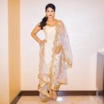 Sunny Leone Instagram - Love this Outfit 😍 . . . Dress by @bhakti_designer Styled by @hitendrakapopara Styling Asst @shiks_gupta25 HMU @tomasmoucka @jeetihairtstylist