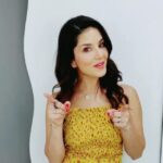 Sunny Leone Instagram - And the #SALE starts now!! Go to www.suncitystore.com and get everything at flat 50% OFF Hurry up. Limited stocks only