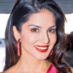 Sunny Leone Instagram - 😘 Lip shade: #CherryBomb by @starstruckbysl #SunnyLeone