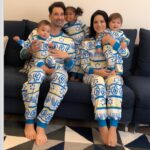 Sunny Leone Instagram - Happy Hanukkah Everyone!! Love the Weber’s!!!!! Hehe