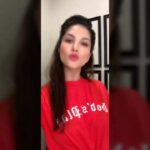 Sunny Leone Instagram - SALE! SALE! SALE! I am giving a flat 50% OFF on #Rooberry shade exclusively only on www.suncitystore.com Are you excited? Cuz #FlashSale starts at 6pm IST till 12am or till stocks last! #SunnyLeone #fashion #cosmetics #StarStruckbySL #LipLiner #Lipcolor #IntenseMatteLipstick #LiquidLipColor #newlaunch #NewShade #offer #flashSale #Rooberry @starstruckbysl