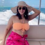 Sunny Leone Instagram - 👙🌊🌴 India