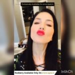 Sunny Leone Instagram - My newest @starstruckbysl shade #ROOBERRY now available exclusively on @2502official www.25o2.in #SunnyLeone #fashion #cosmetics #StarStruckbySL #LipLiner #Lipcolor #IntenseMatteLipstick #LiquidLipColor #newlaunch #NewShade @dirrty99