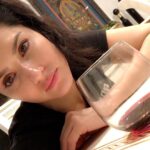 Sunny Leone Instagram - What the end of my day looks like! Second shift about to begin with sleep training infants! Night 3...may the Sleep Gods hear my prayers! Los Angeles, California