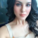 Sunny Leone Instagram - Today I wear my #PrideIndia close to my heart!