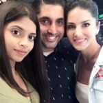 Sunny Leone Instagram - Hanging with my bro @chefsundeep and sister in law @karishmavohra14