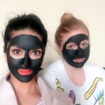 Sunny Leone Instagram – When you just want a friend to put on a clay mask @swellflock and be silly with you!! Lol